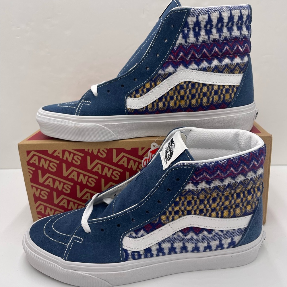 Vans Men’s Sk8-Hi
Fair Isle Biue/Multi Sneakers
VN0A705NBER - Picture 4 of 16